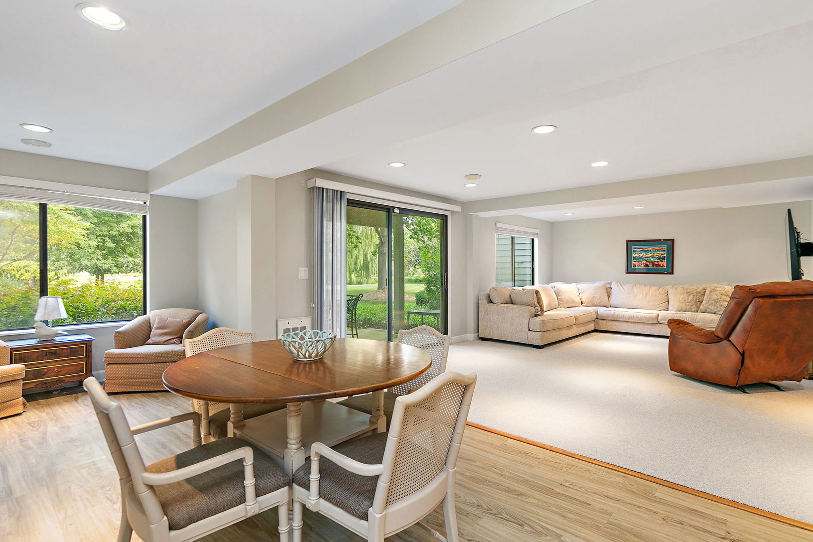358 Indian Point Road N Unit: 871