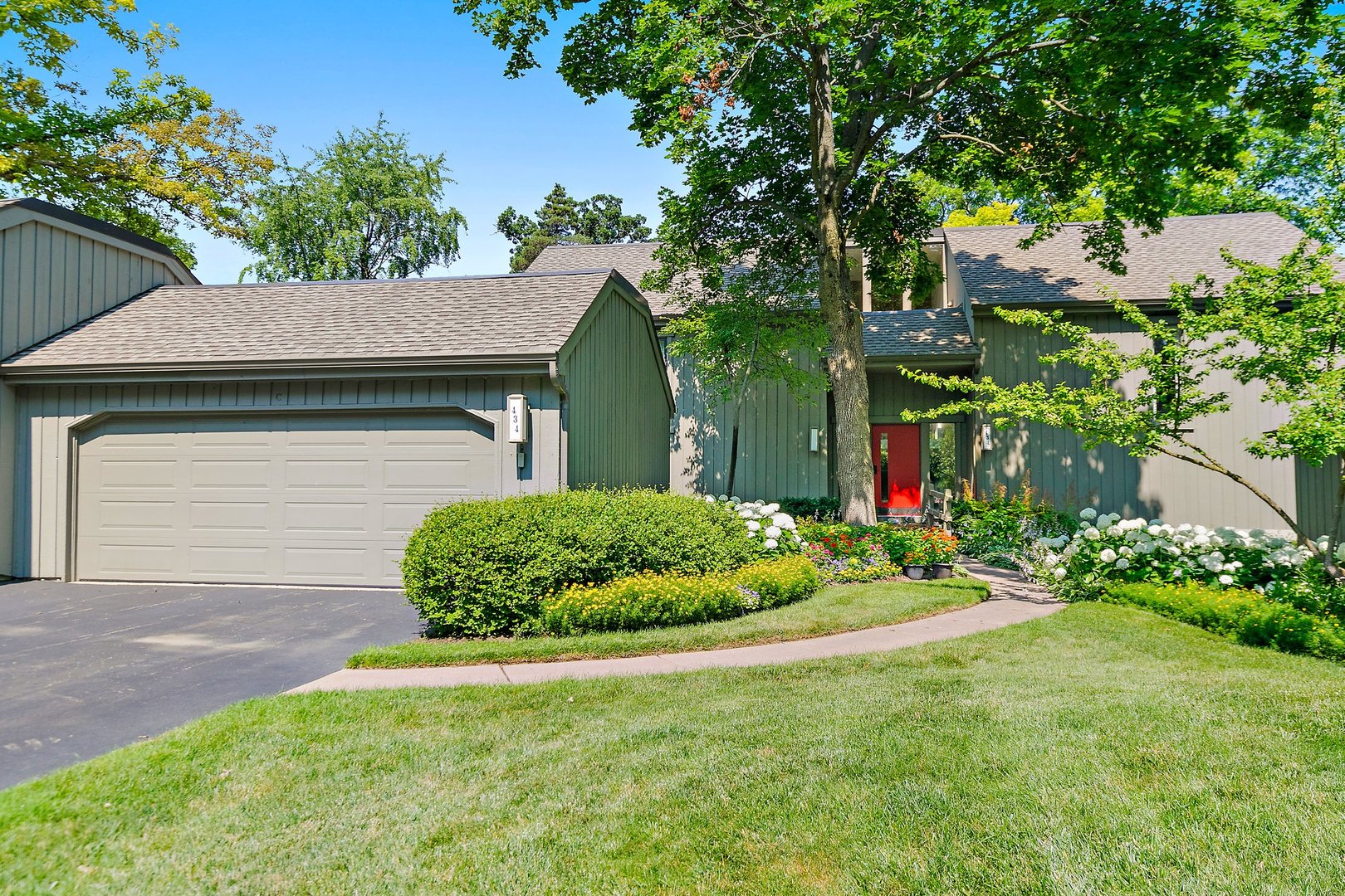 434C Woodview Road Unit: C