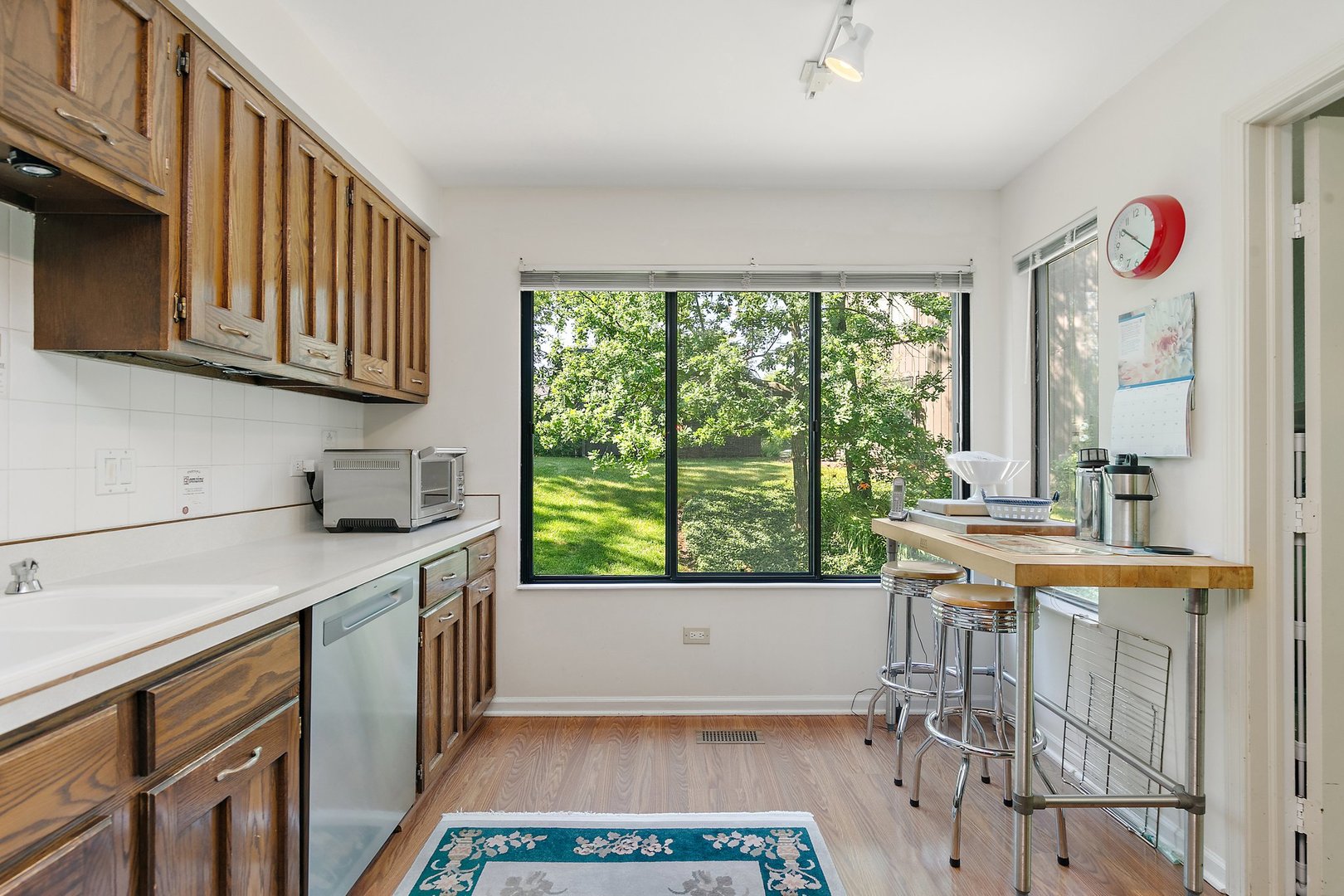 434C Woodview Road Unit: C