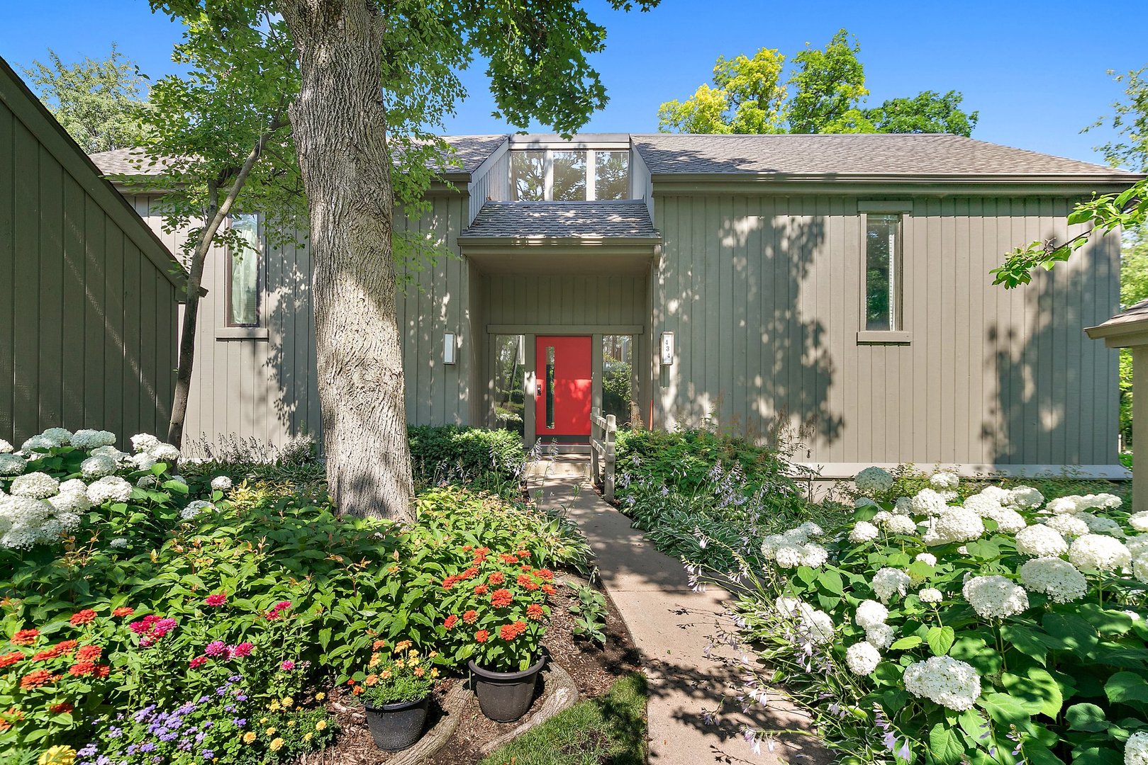 434C Woodview Road Unit: C