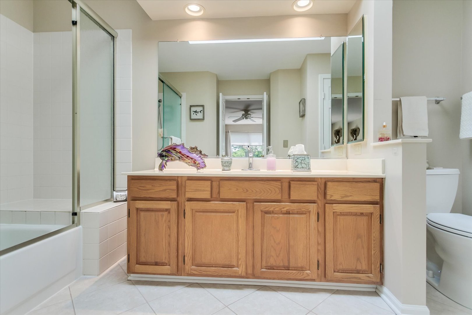 970 LONGMEADOW Court