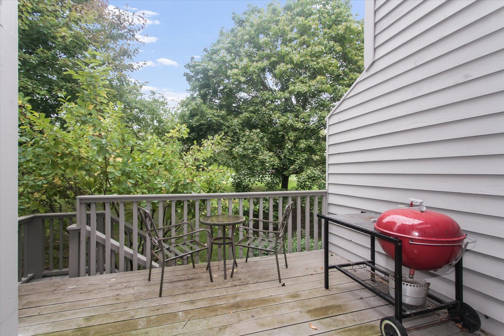 928 LONGMEADOW Court Unit: 1016