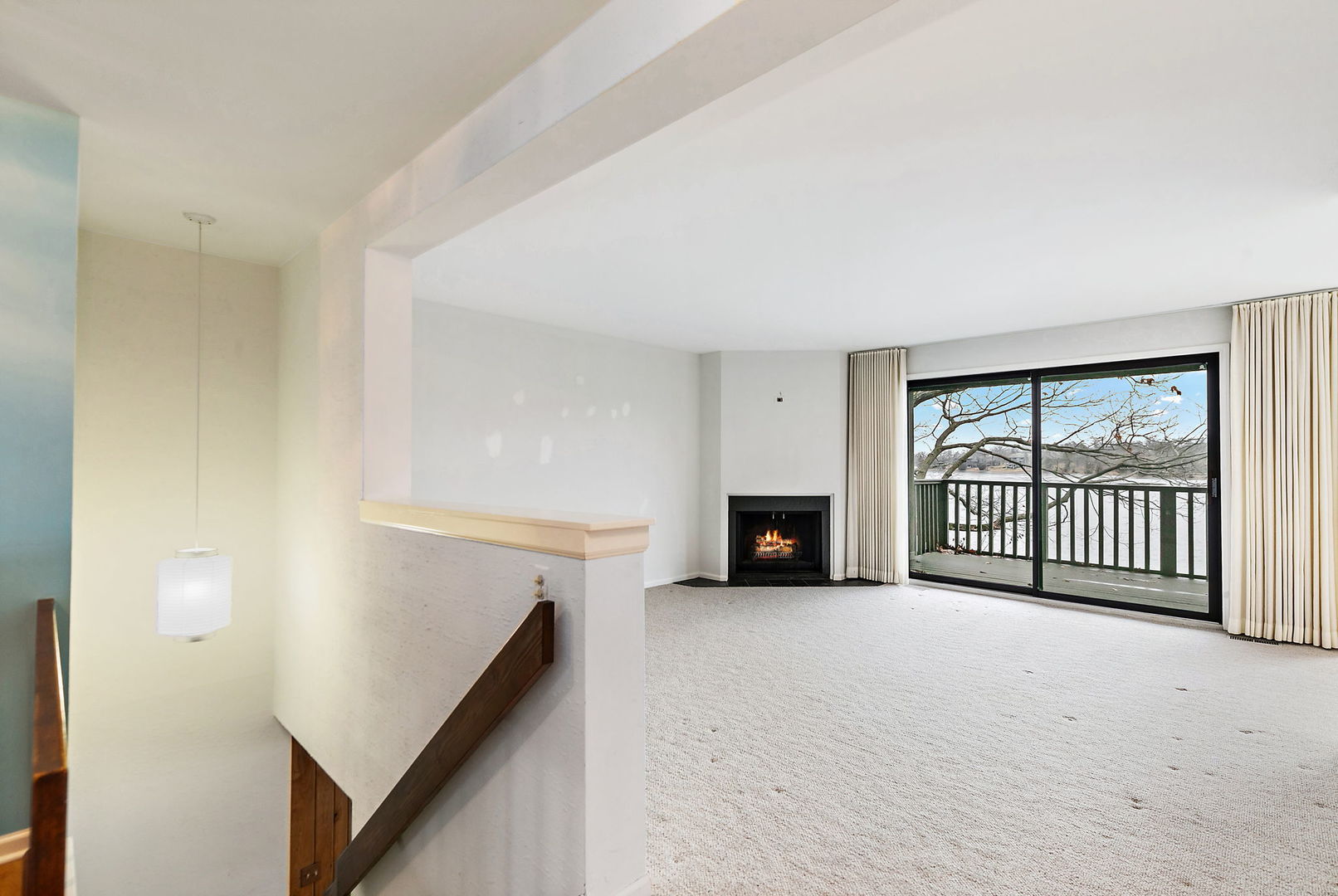 25 Shoreline Road