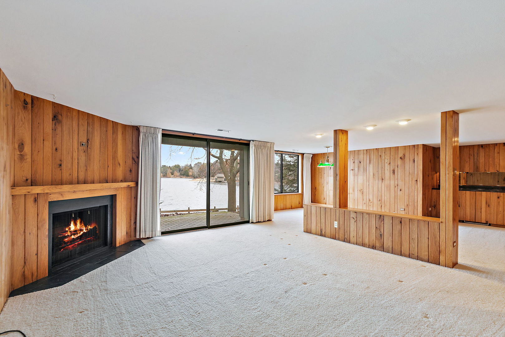 25 Shoreline Road