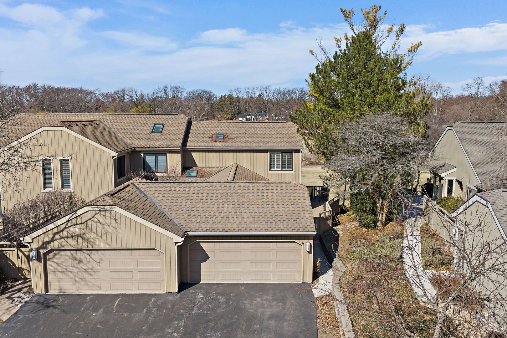 814 OAK HILL Road