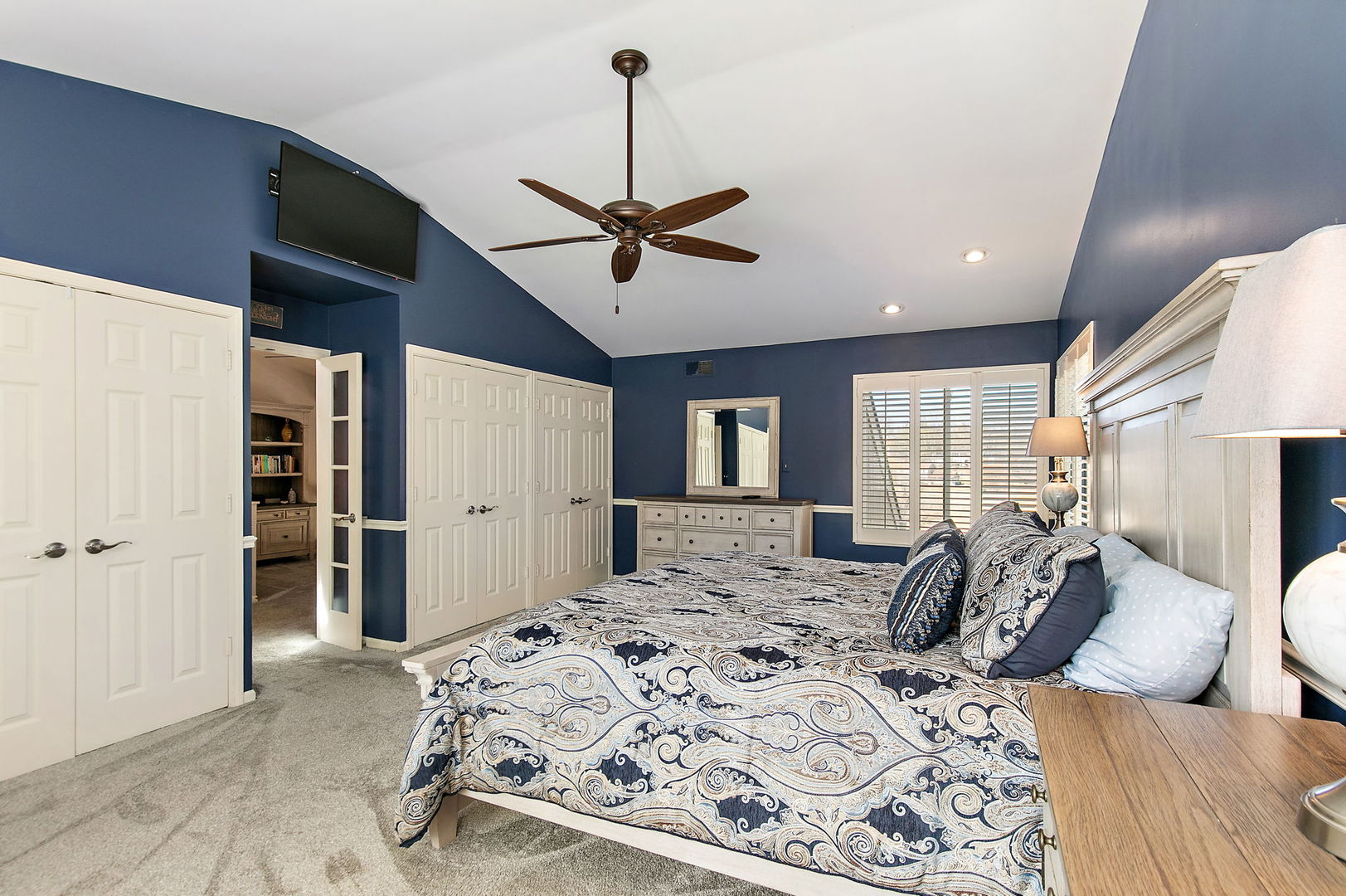 814 OAK HILL Road