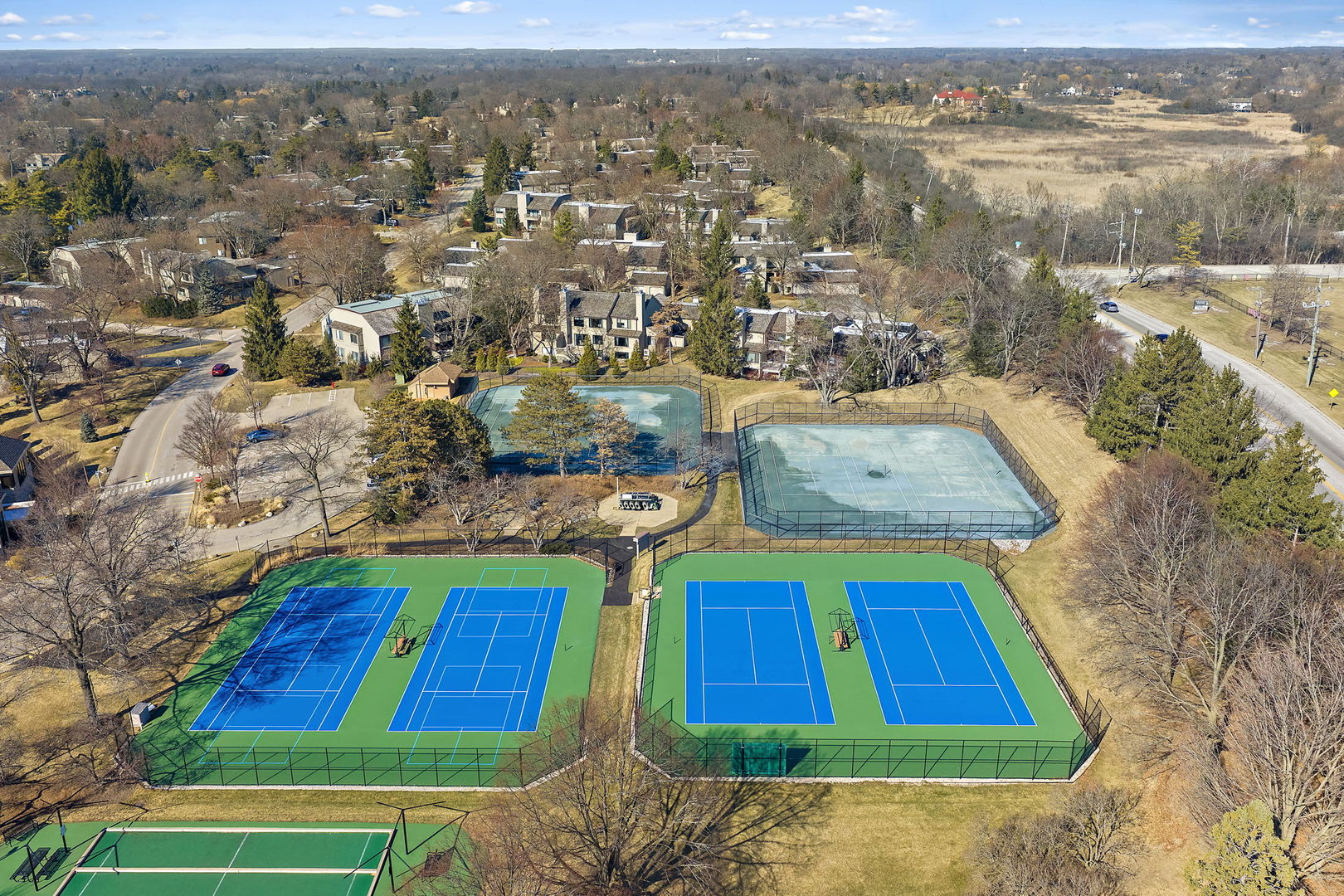 814 OAK HILL Road
