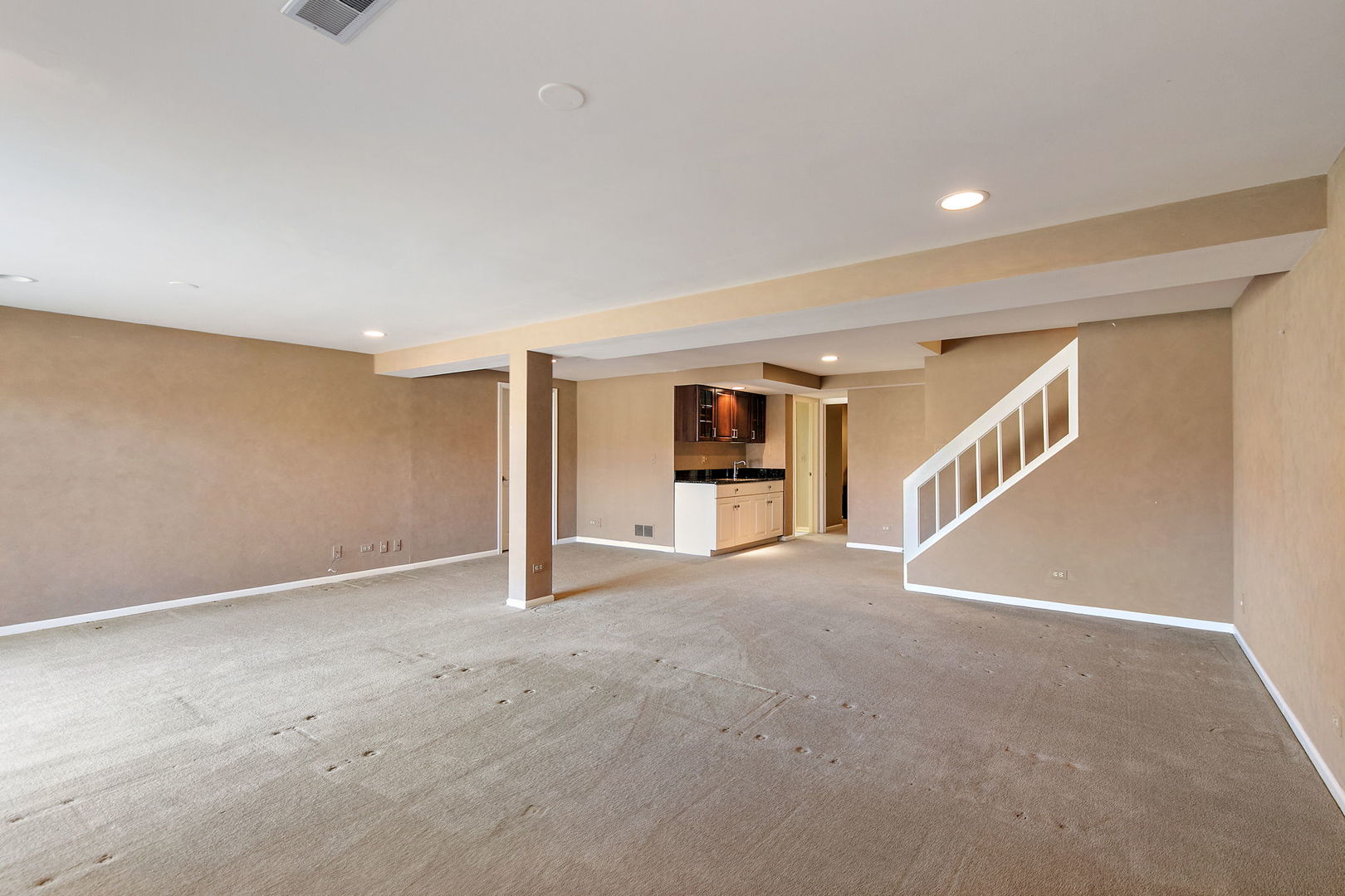 814 OAK HILL Road