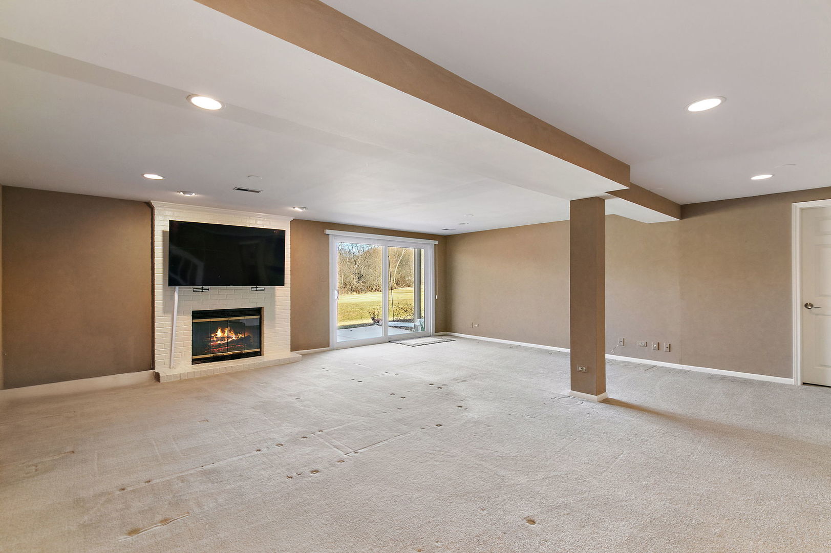 814 OAK HILL Road