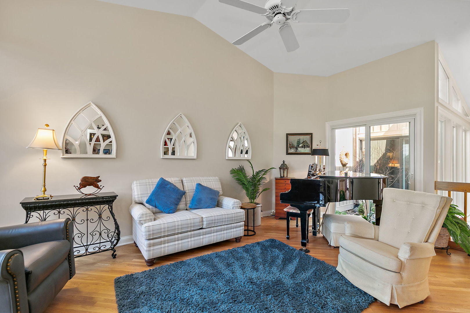 802 Shoreline Road