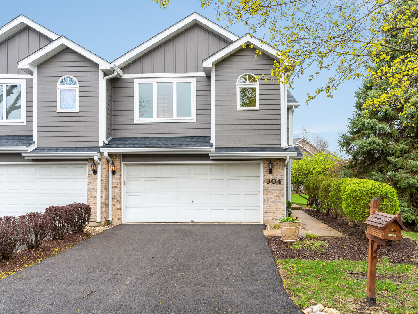 304 Camarie Court
