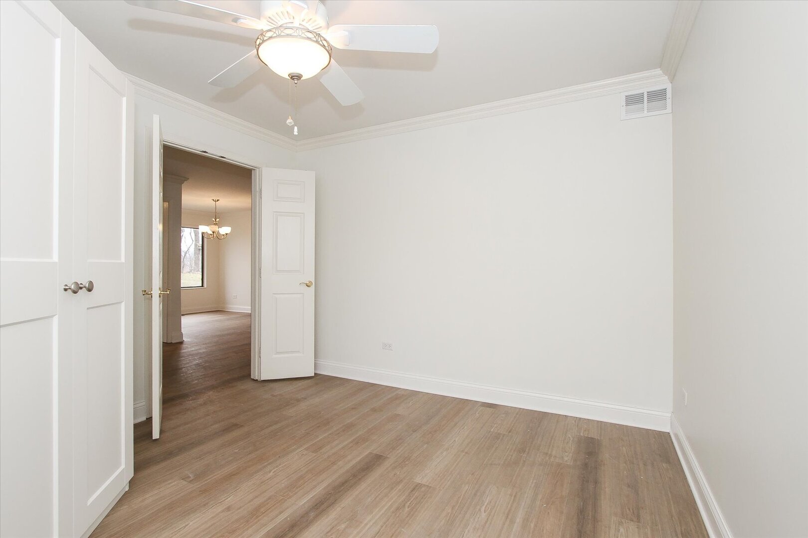 981 Longmeadow Court Unit: 1030