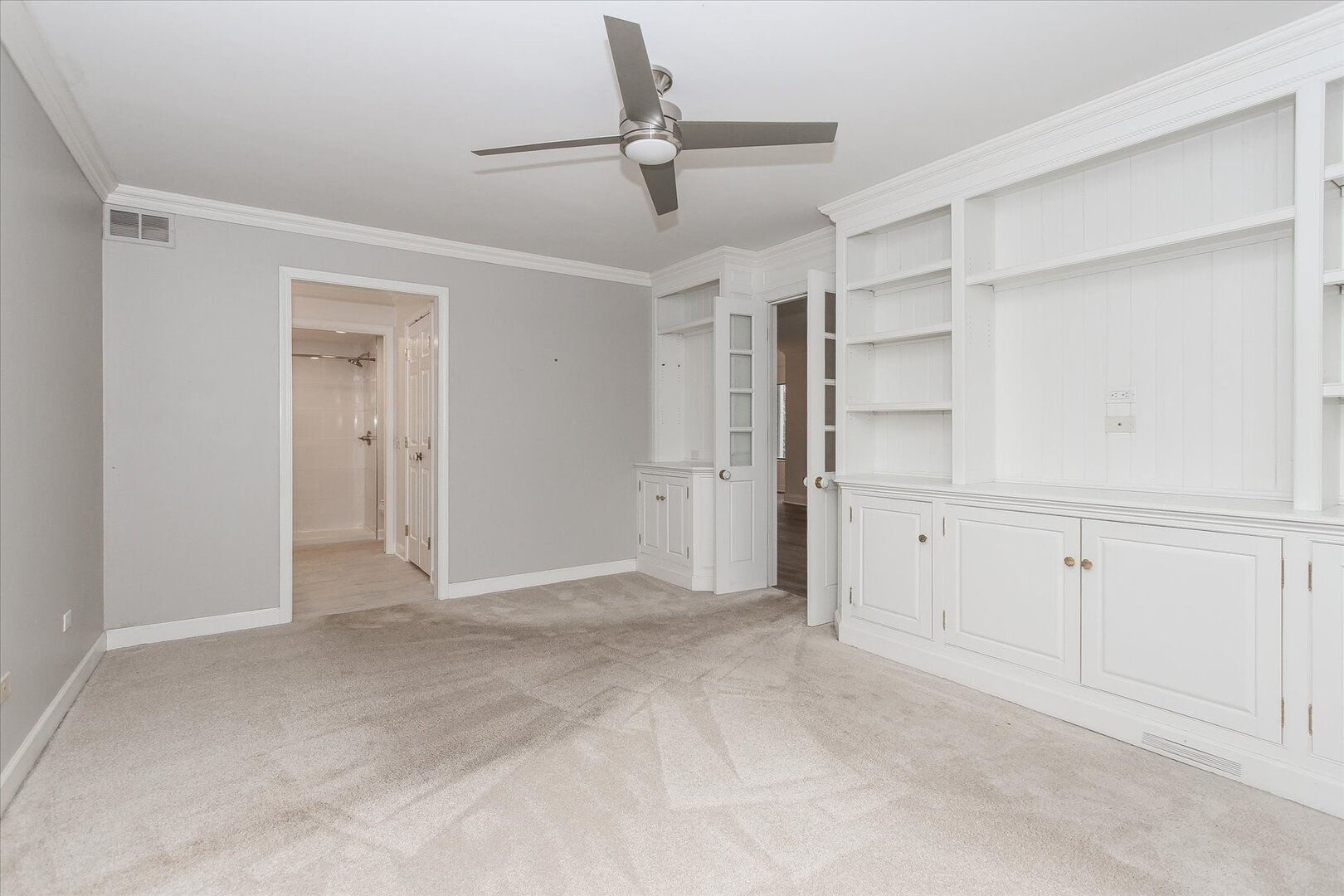 981 Longmeadow Court Unit: 1030