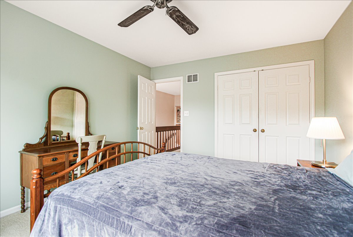 789 Oak Hill Road