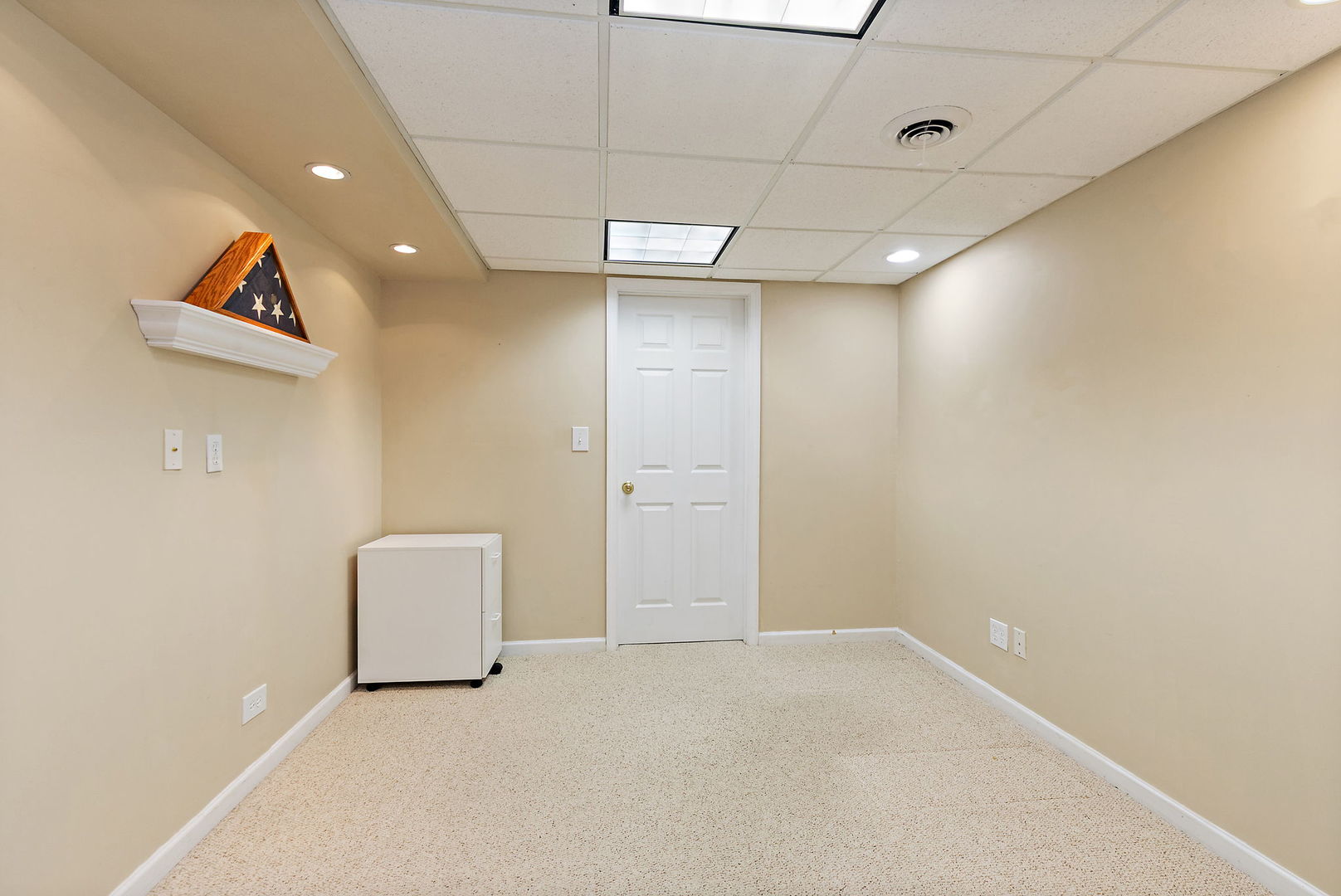 723 Golf Lane Unit: 944