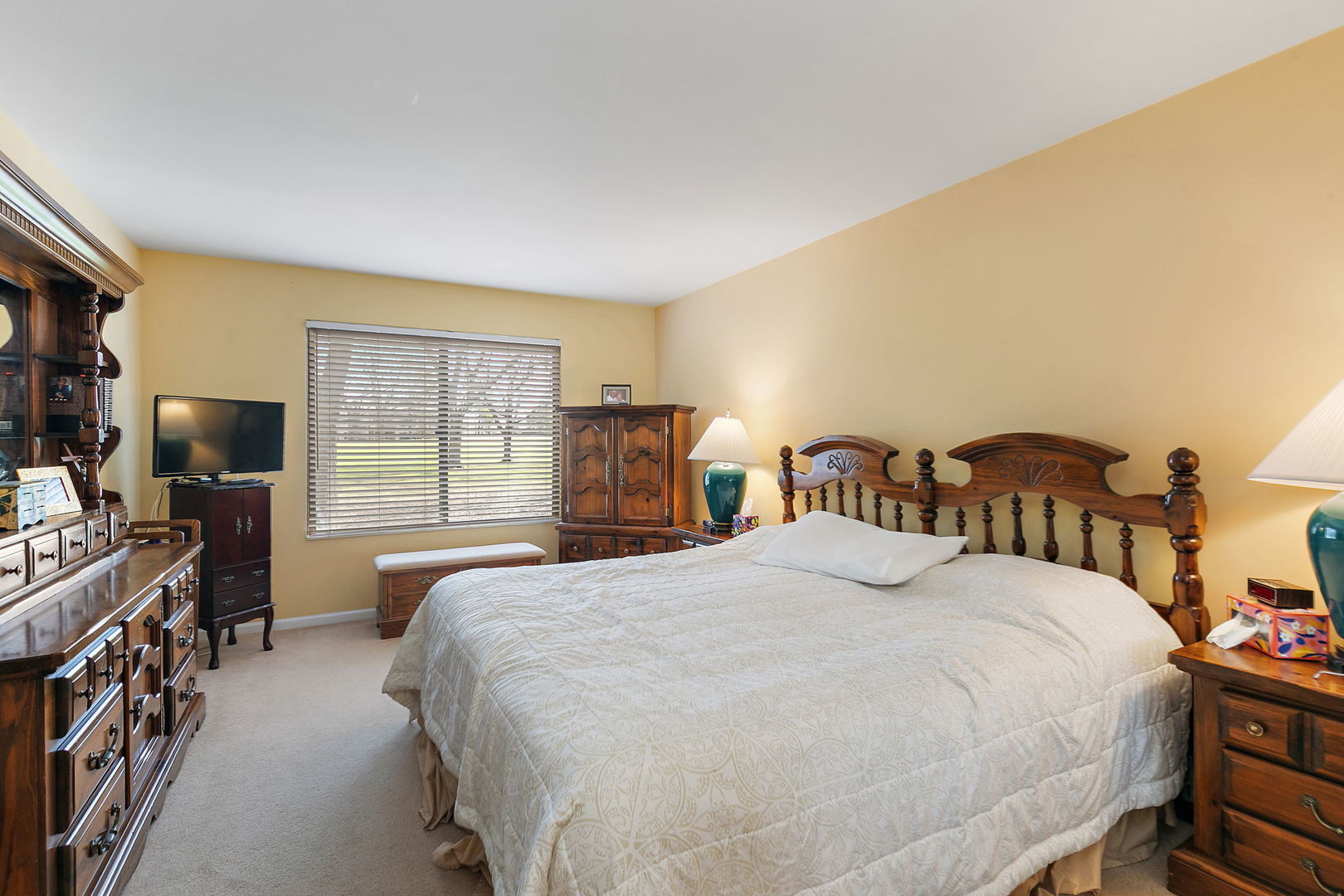 723 Golf Lane Unit: 944