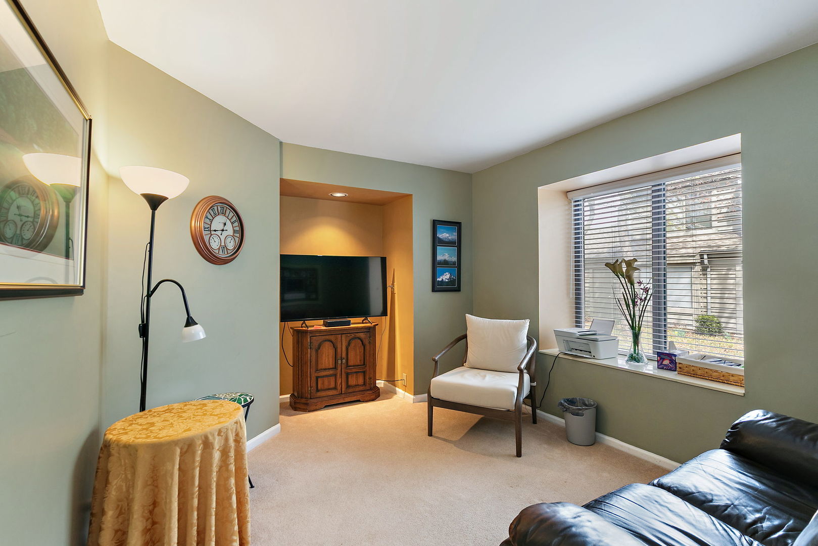 723 Golf Lane Unit: 944