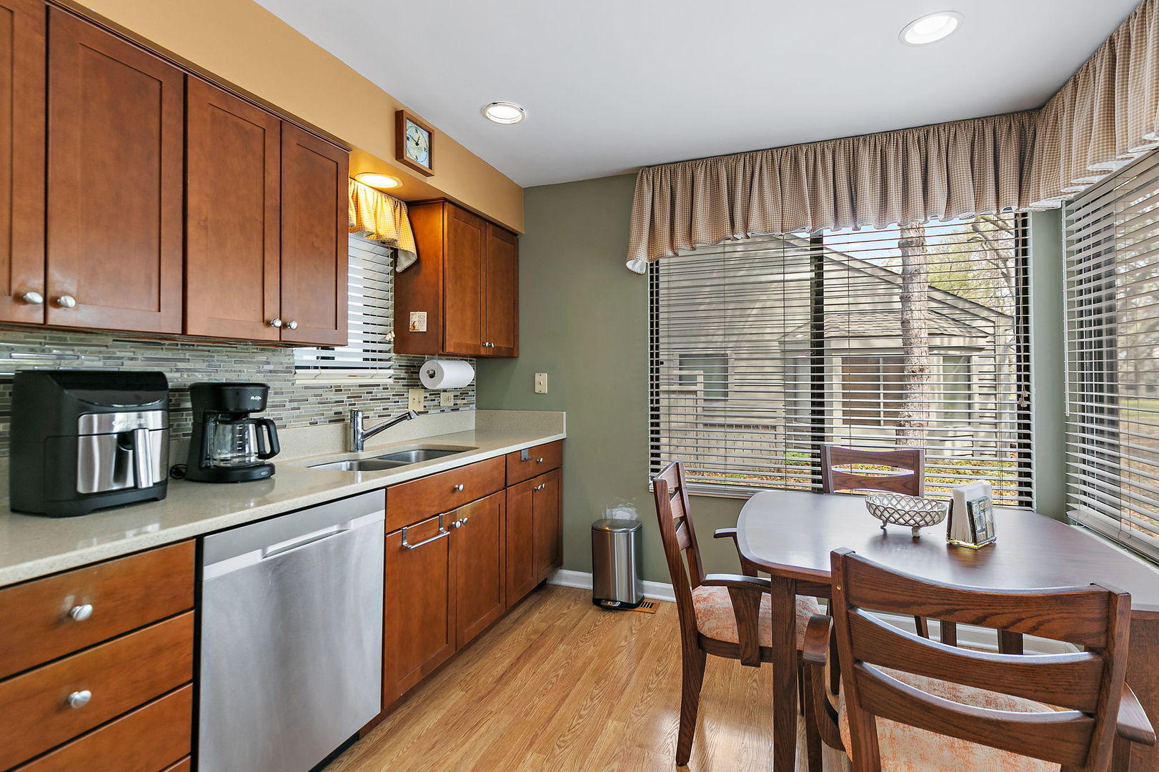 723 Golf Lane Unit: 944