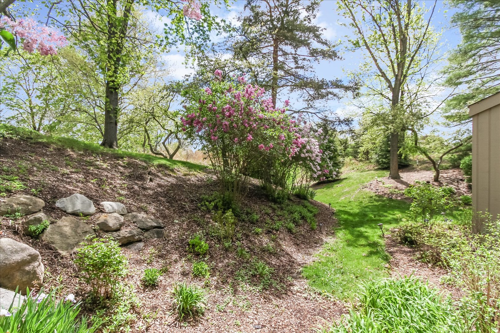 79 Hunt Trail