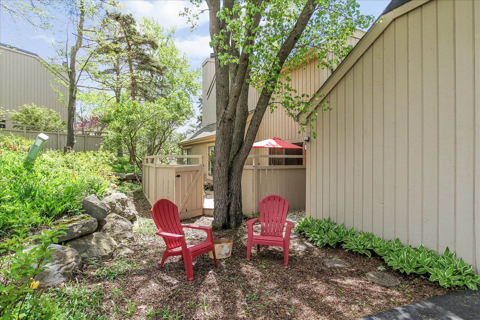 79 Hunt Trail