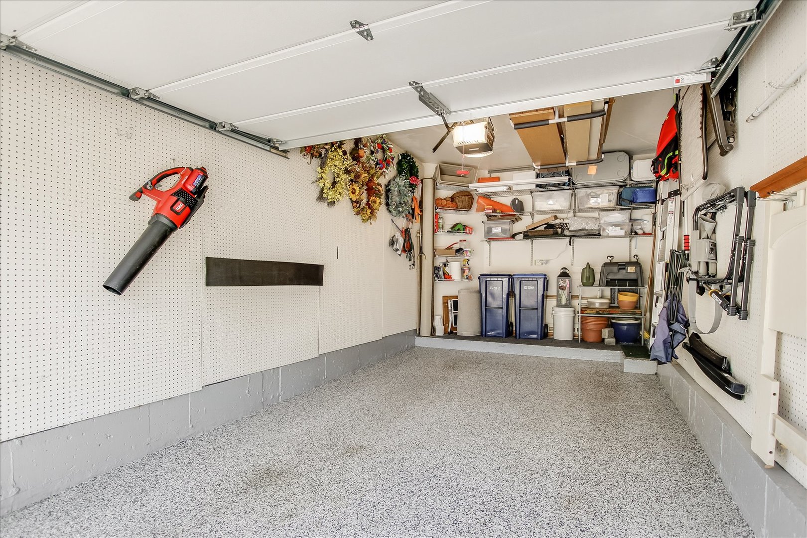 669 Golf Lane Unit: 669