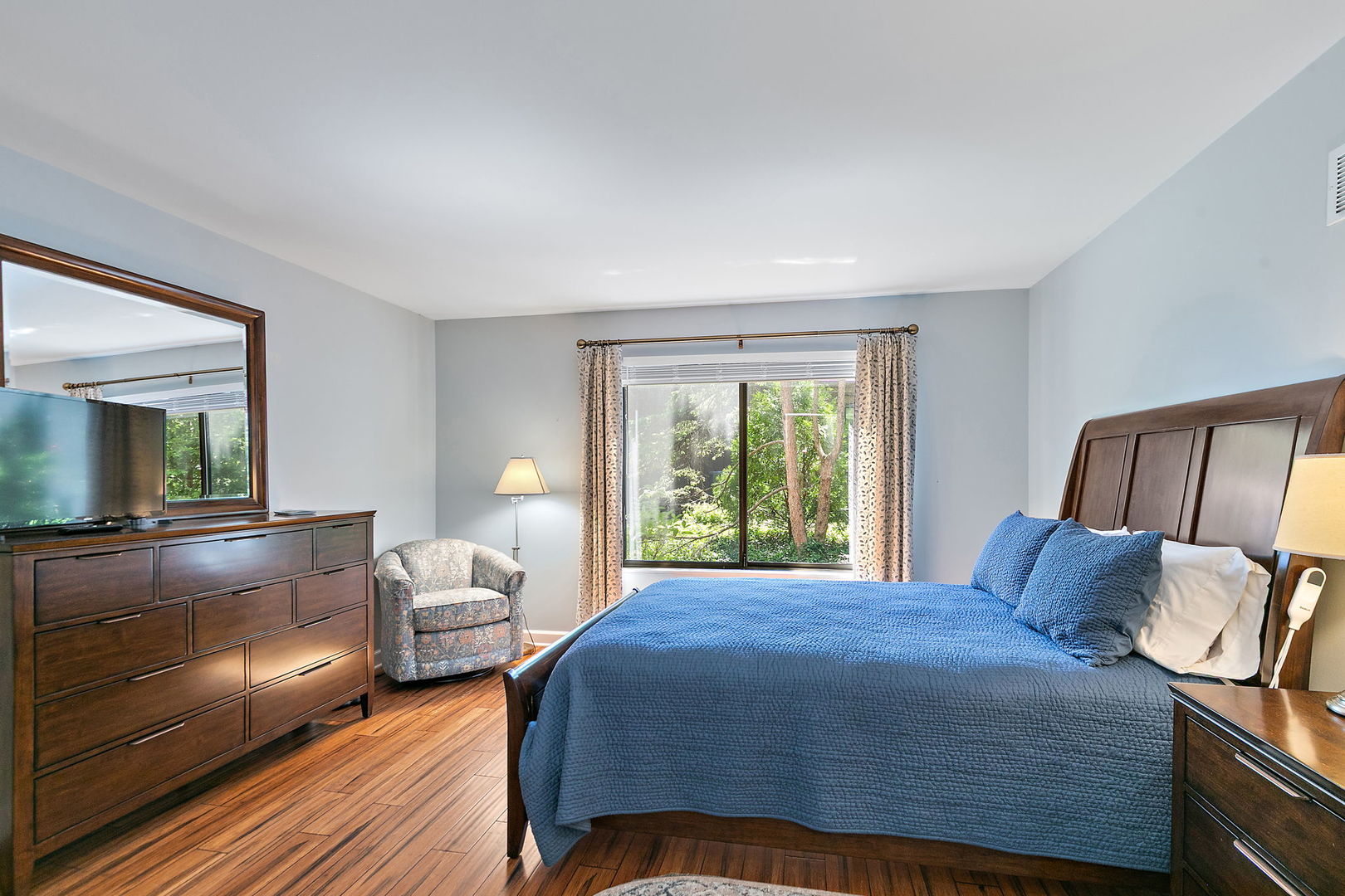 256 THORNHILL Lane Unit: C