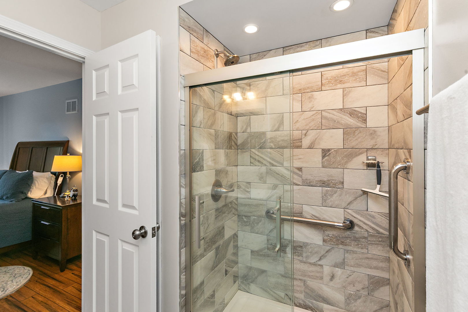 256 THORNHILL Lane Unit: C