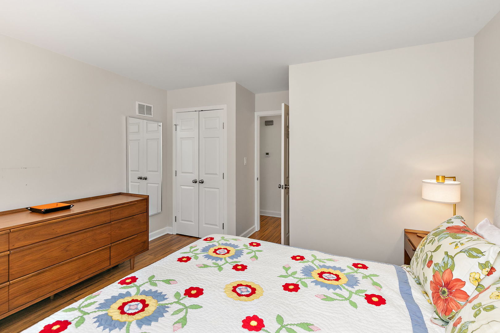 256 THORNHILL Lane Unit: C