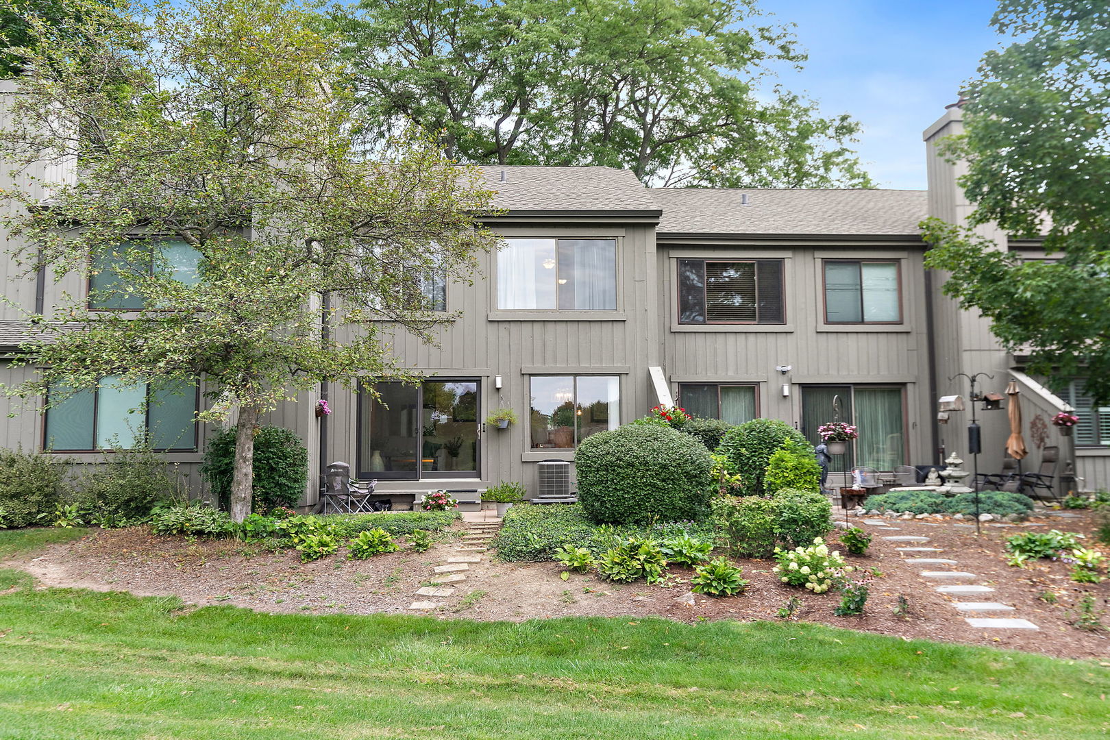 404 Shoreline Road Unit: 298