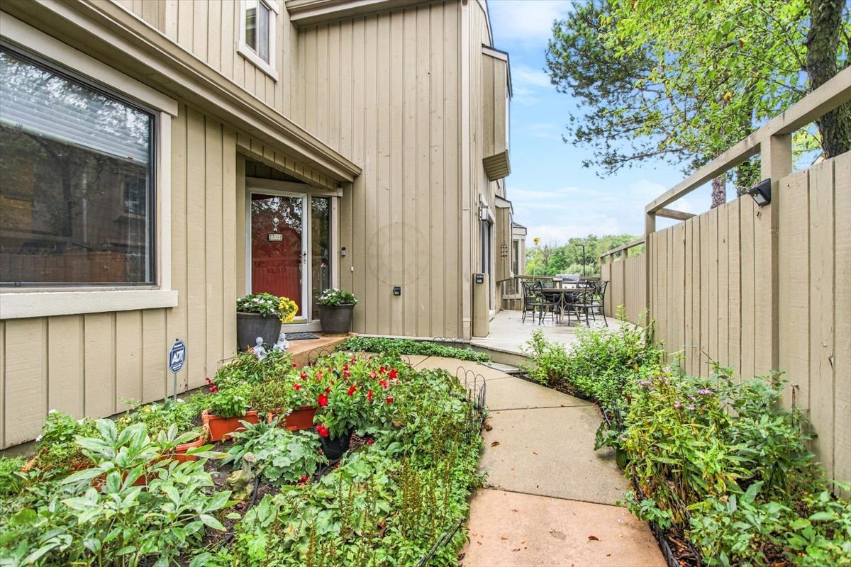 862 Oak Hill Road Unit: 504