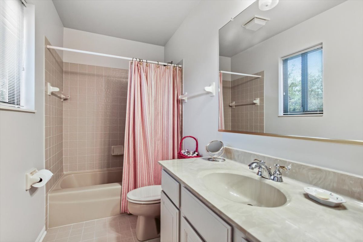 862 Oak Hill Road Unit: 504