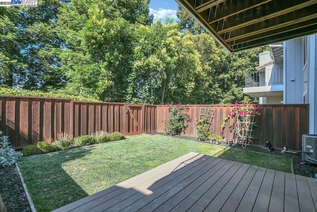 235 Via Pinada Ln