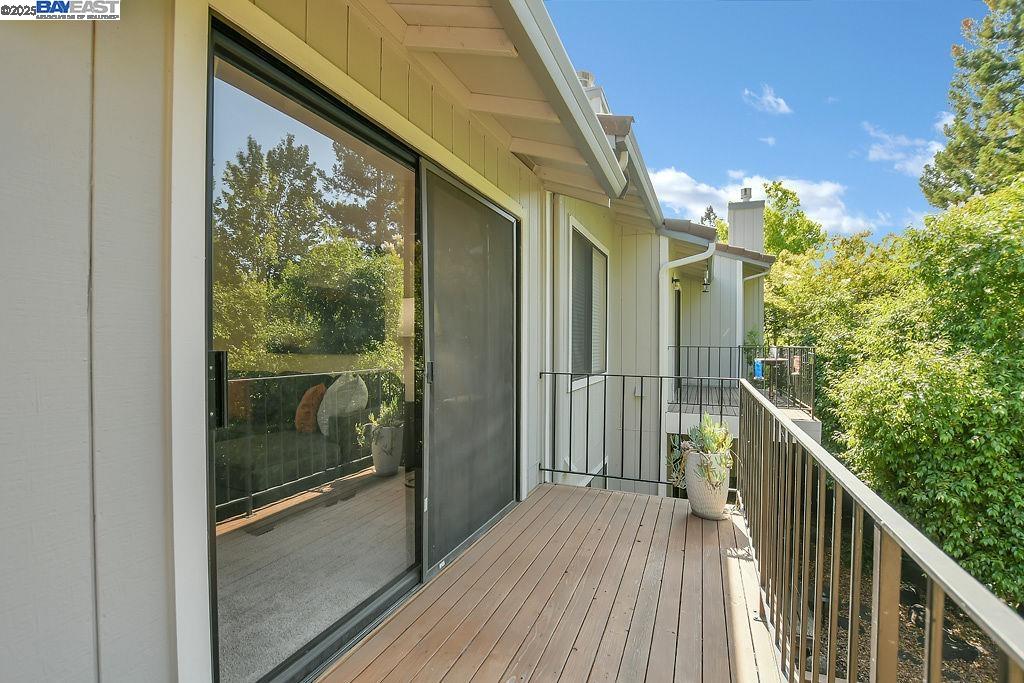 235 Via Pinada Ln