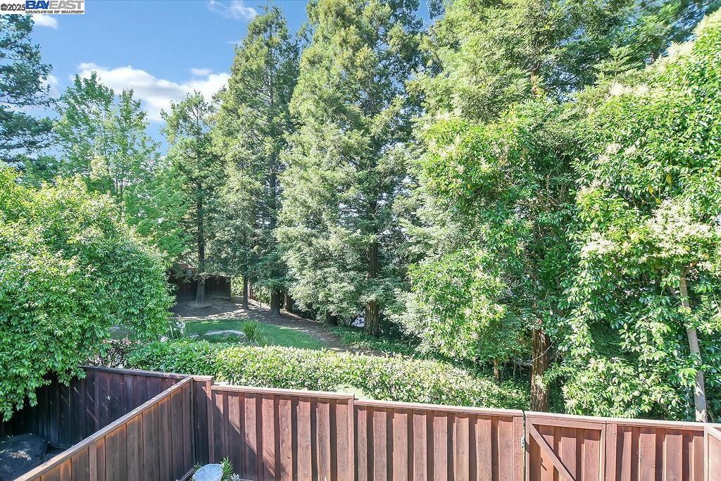 235 Via Pinada Ln