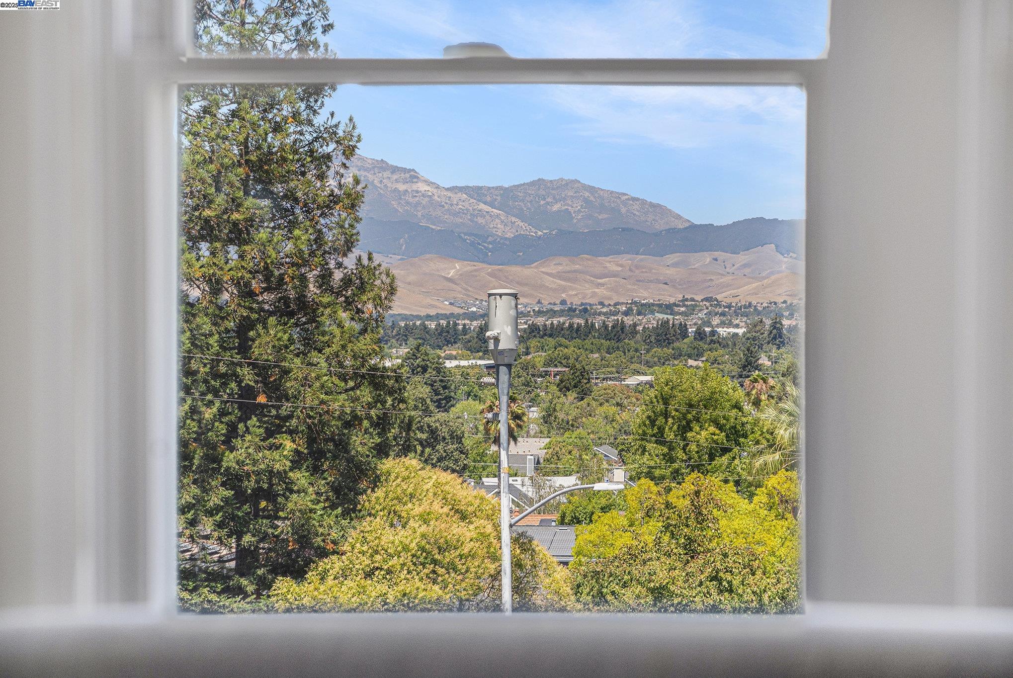 3868 Orion Ct