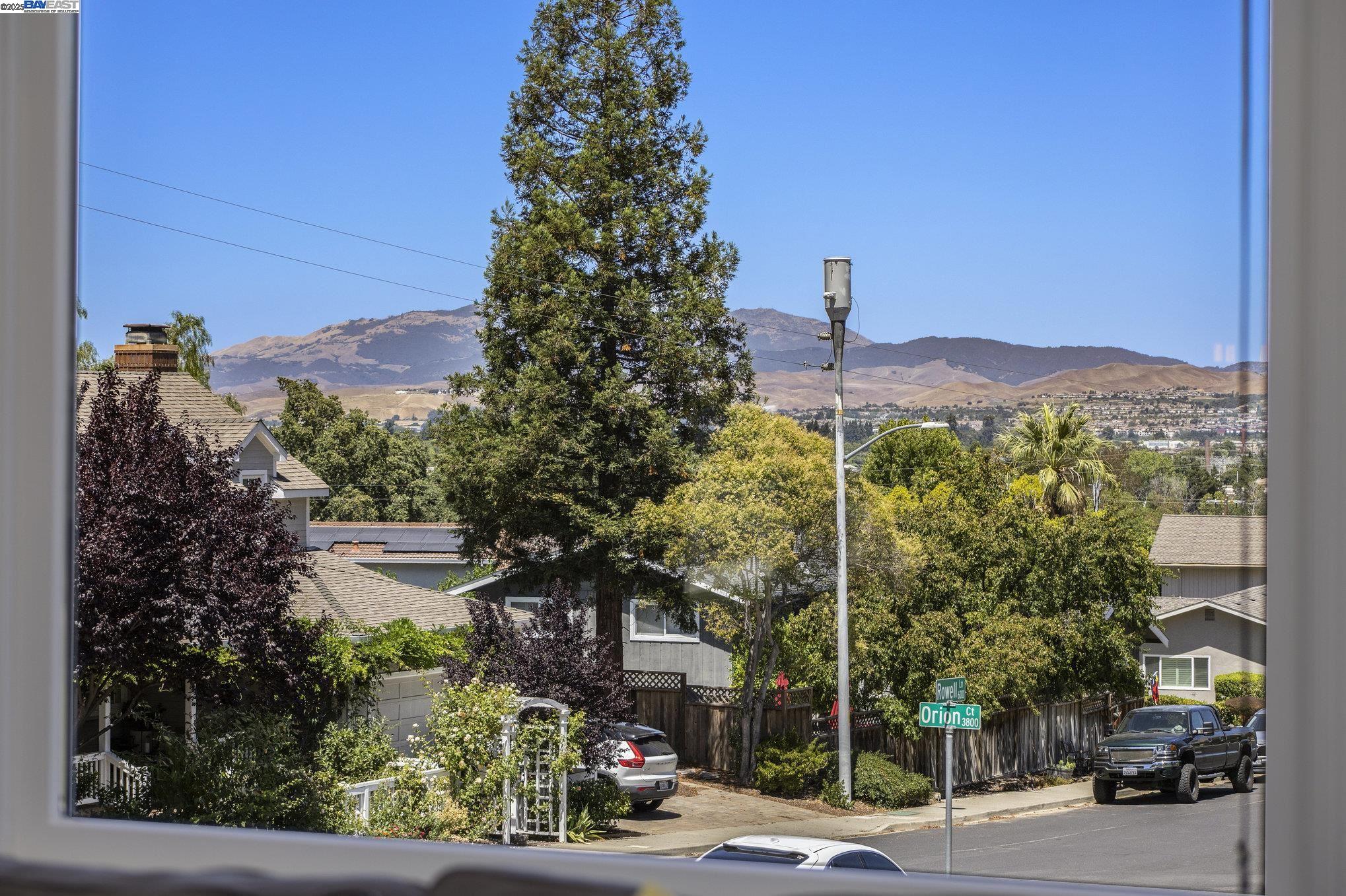 3868 Orion Ct
