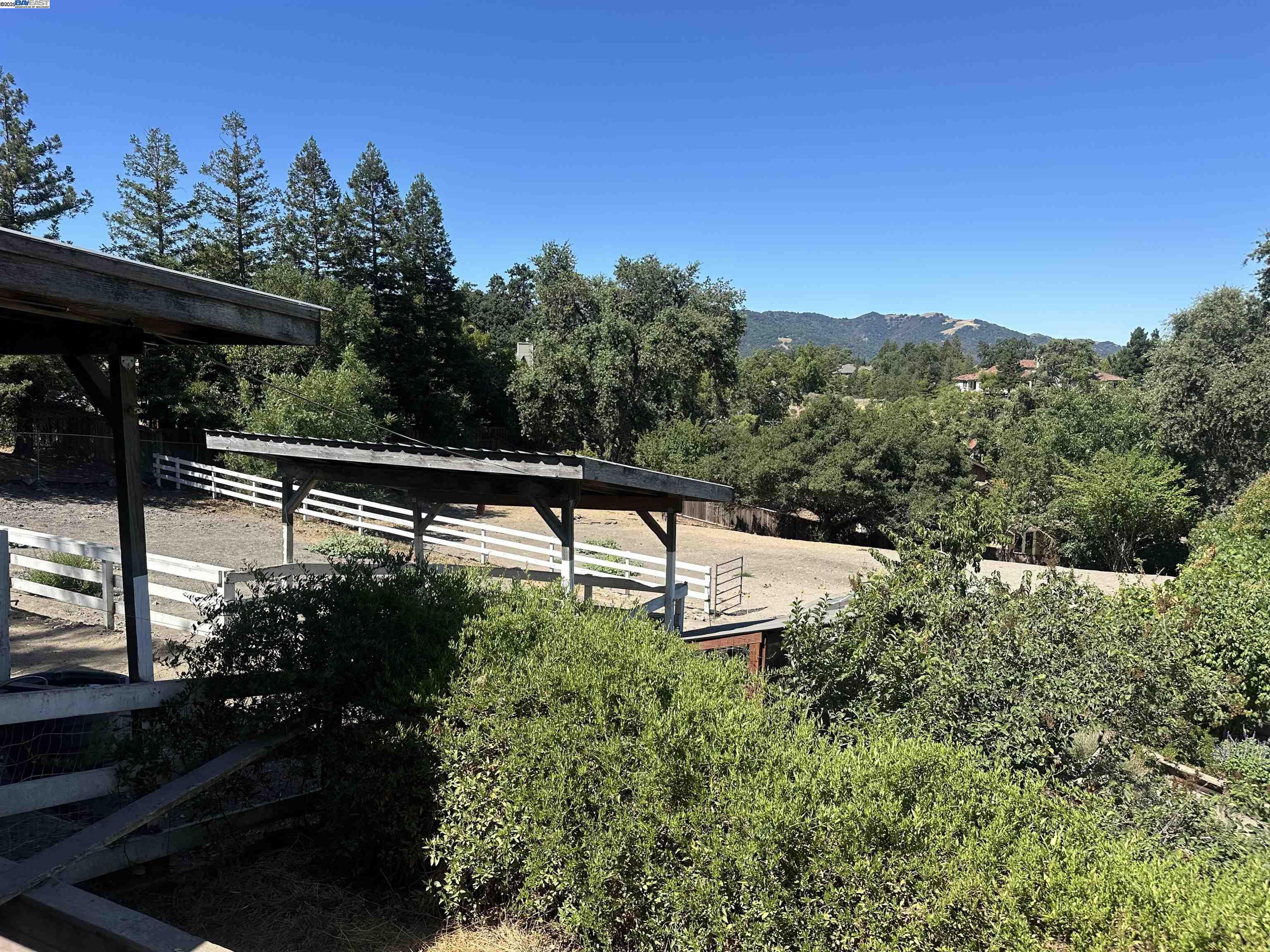 323 El Pintado Heights Dr