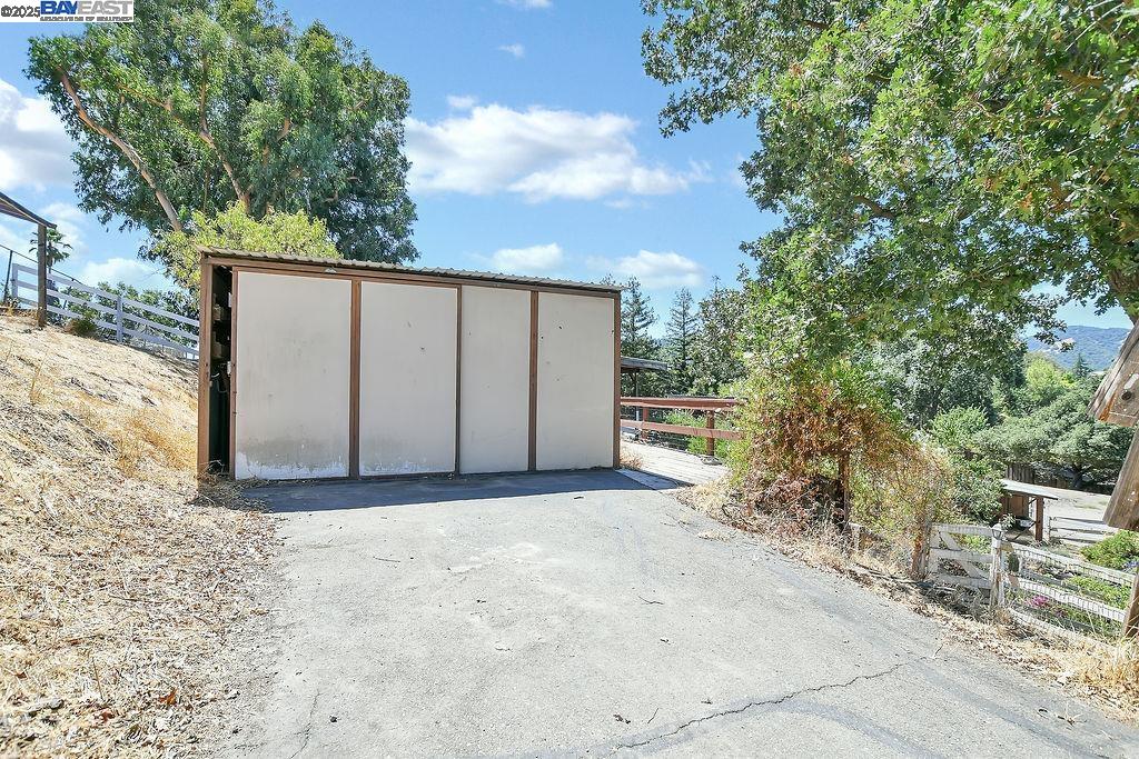 323 El Pintado Heights Dr