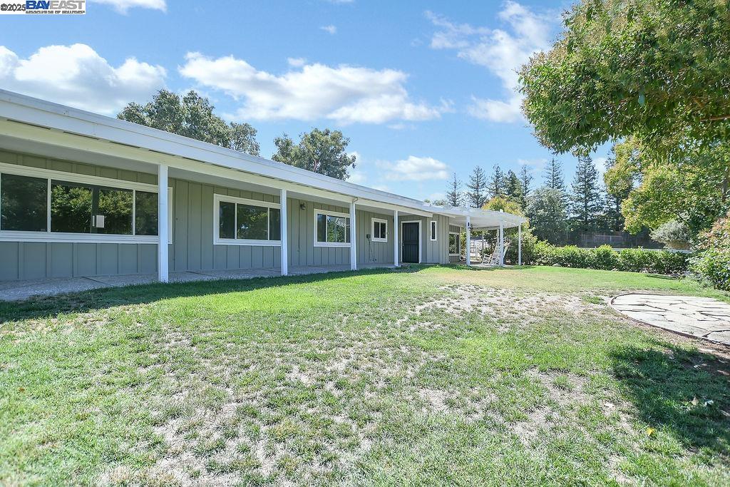323 El Pintado Heights Dr