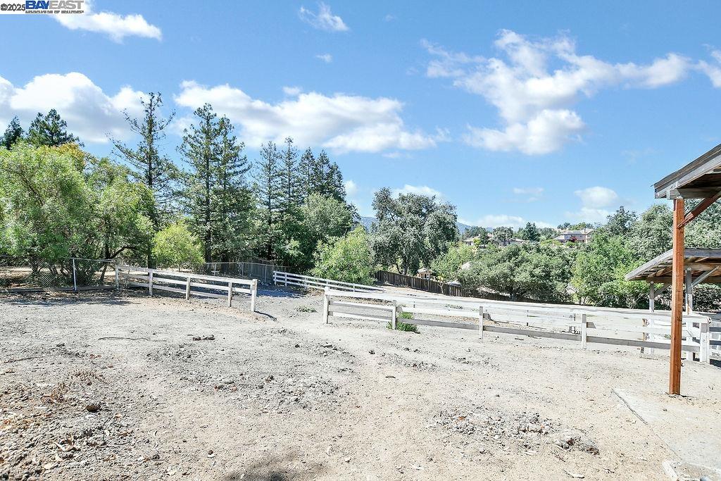 323 El Pintado Heights Dr