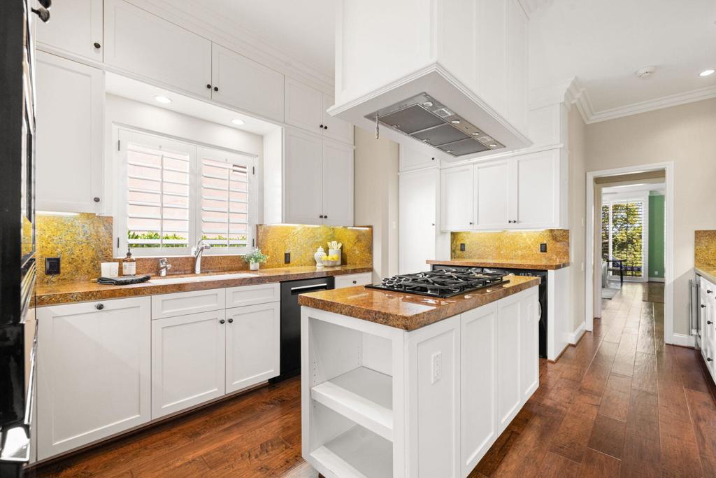 73587 El Hasson Circle