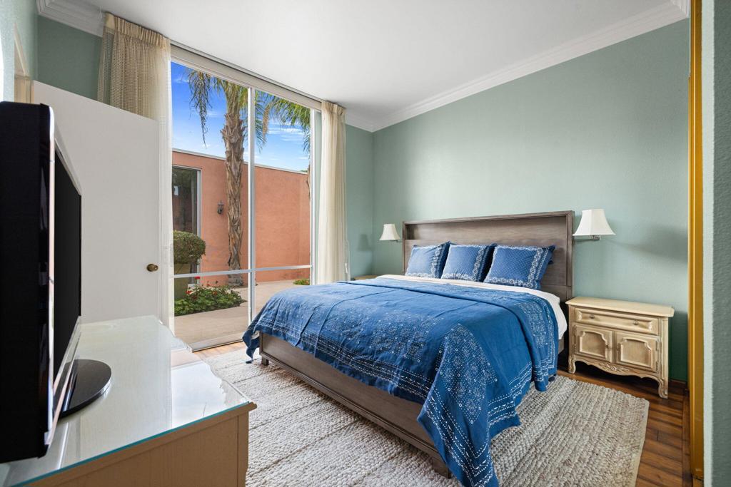 47115 El Menara Circle