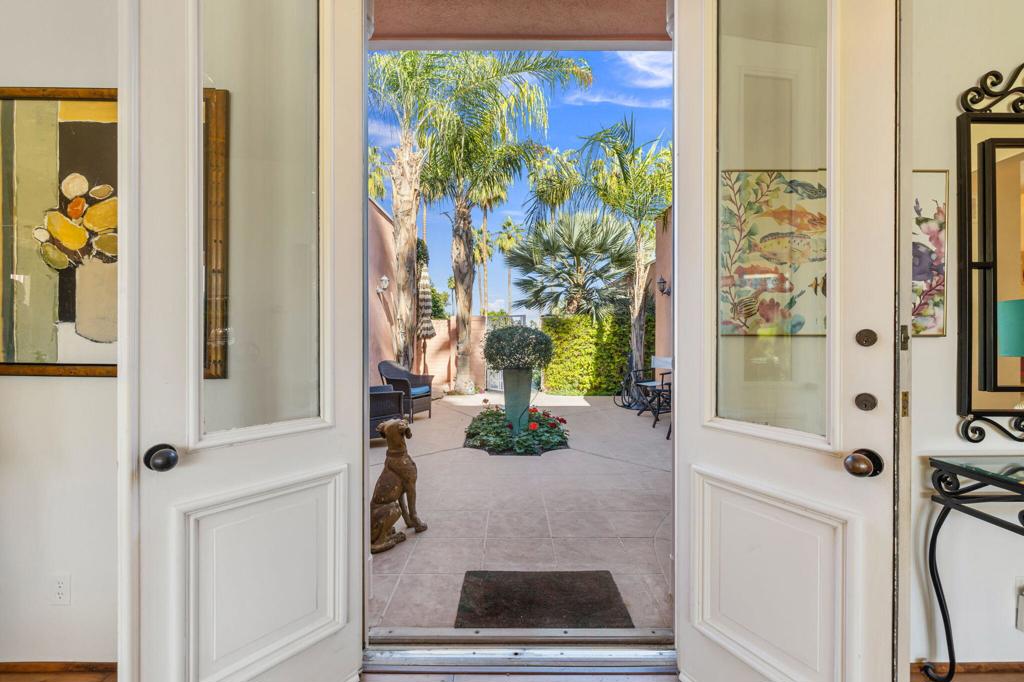 47115 El Menara Circle