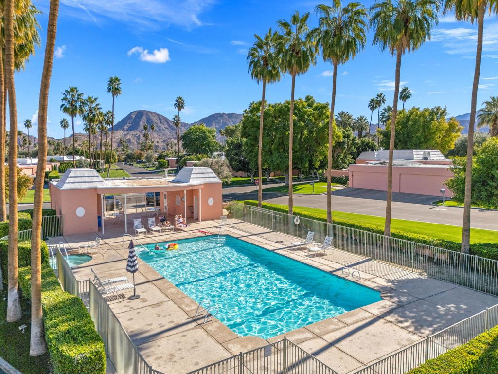 47115 El Menara Circle