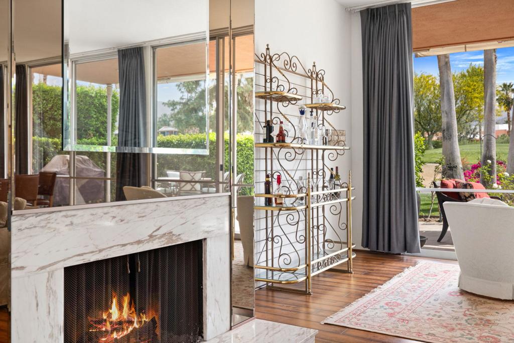 47115 El Menara Circle