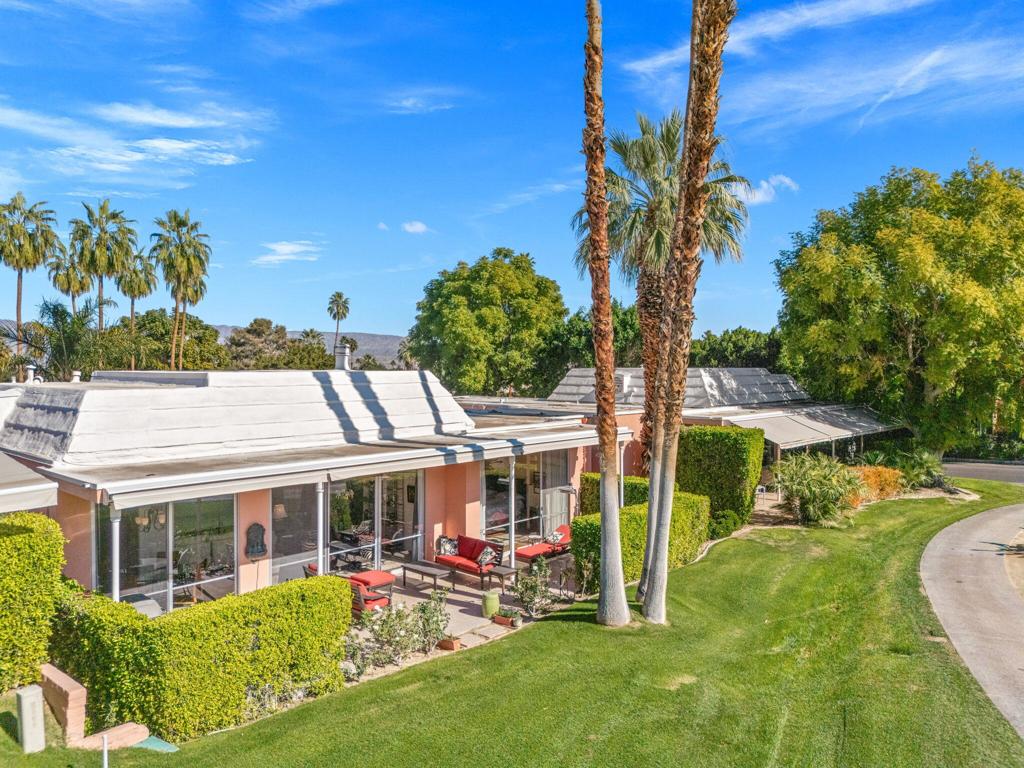 47115 El Menara Circle