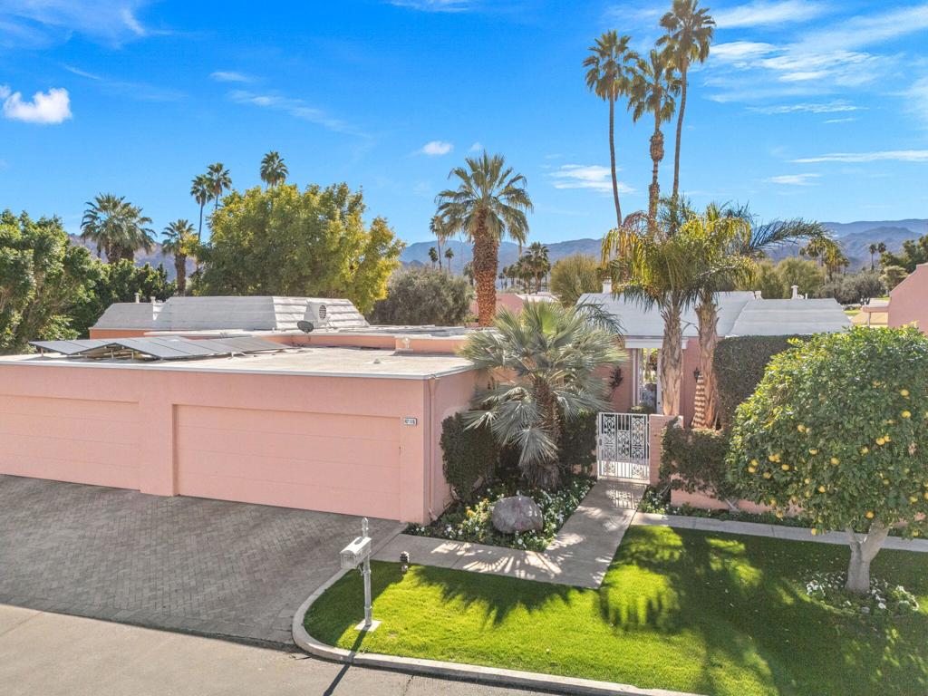 47115 El Menara Circle
