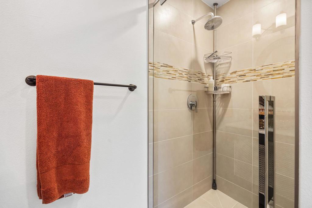 47432 Medina Drive W