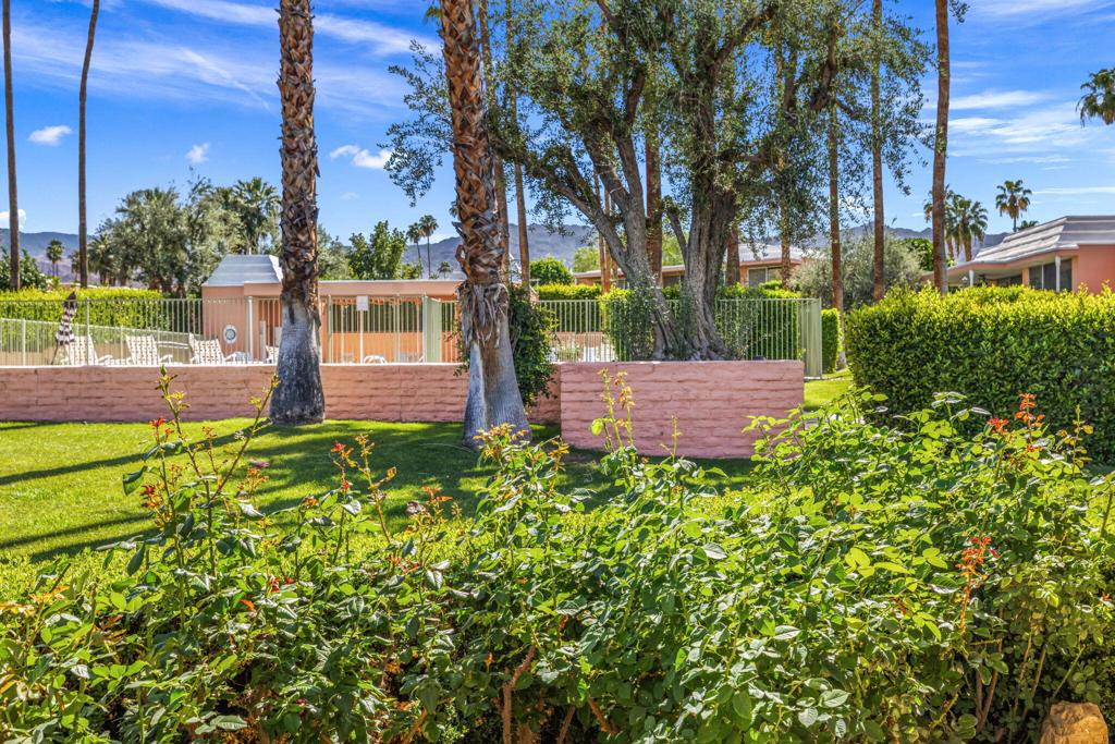 47432 Medina Drive W