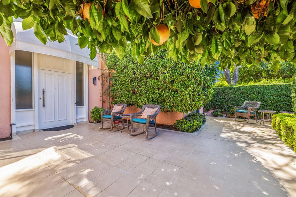 47432 Medina Drive W